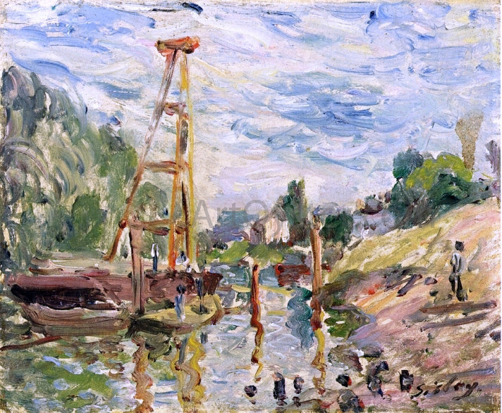 Alfred Sisley Bateau de Charge sur le Loing - Canvas Print