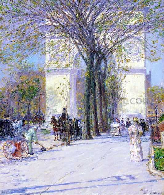  Frederick Childe Hassam Washington Arch, Spring - Canvas Print